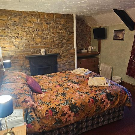 The West Country Inn 클로벨리 외부 사진