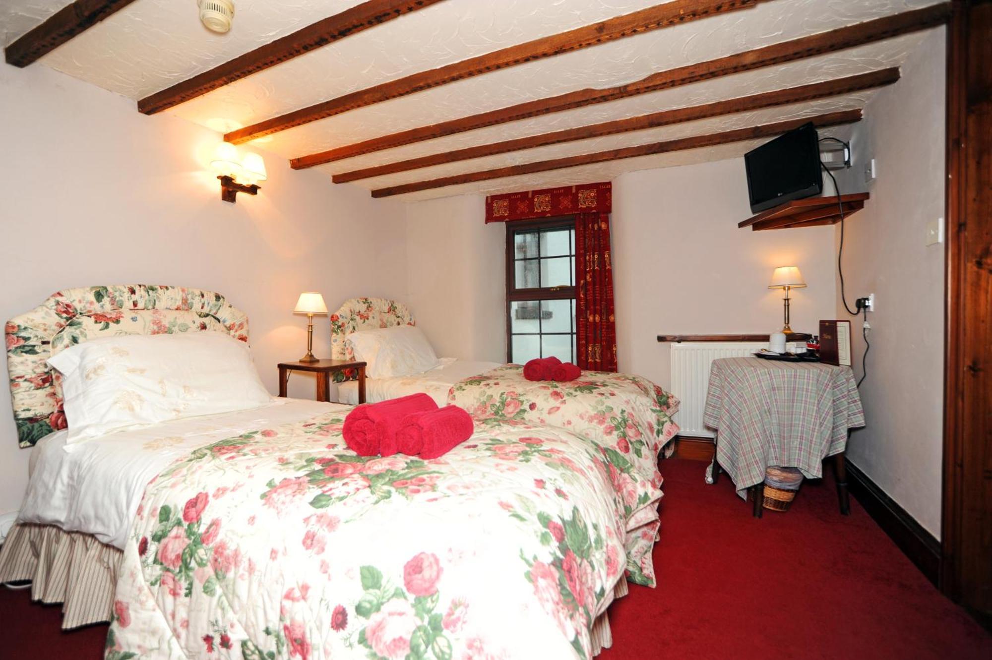 The West Country Inn 클로벨리 외부 사진