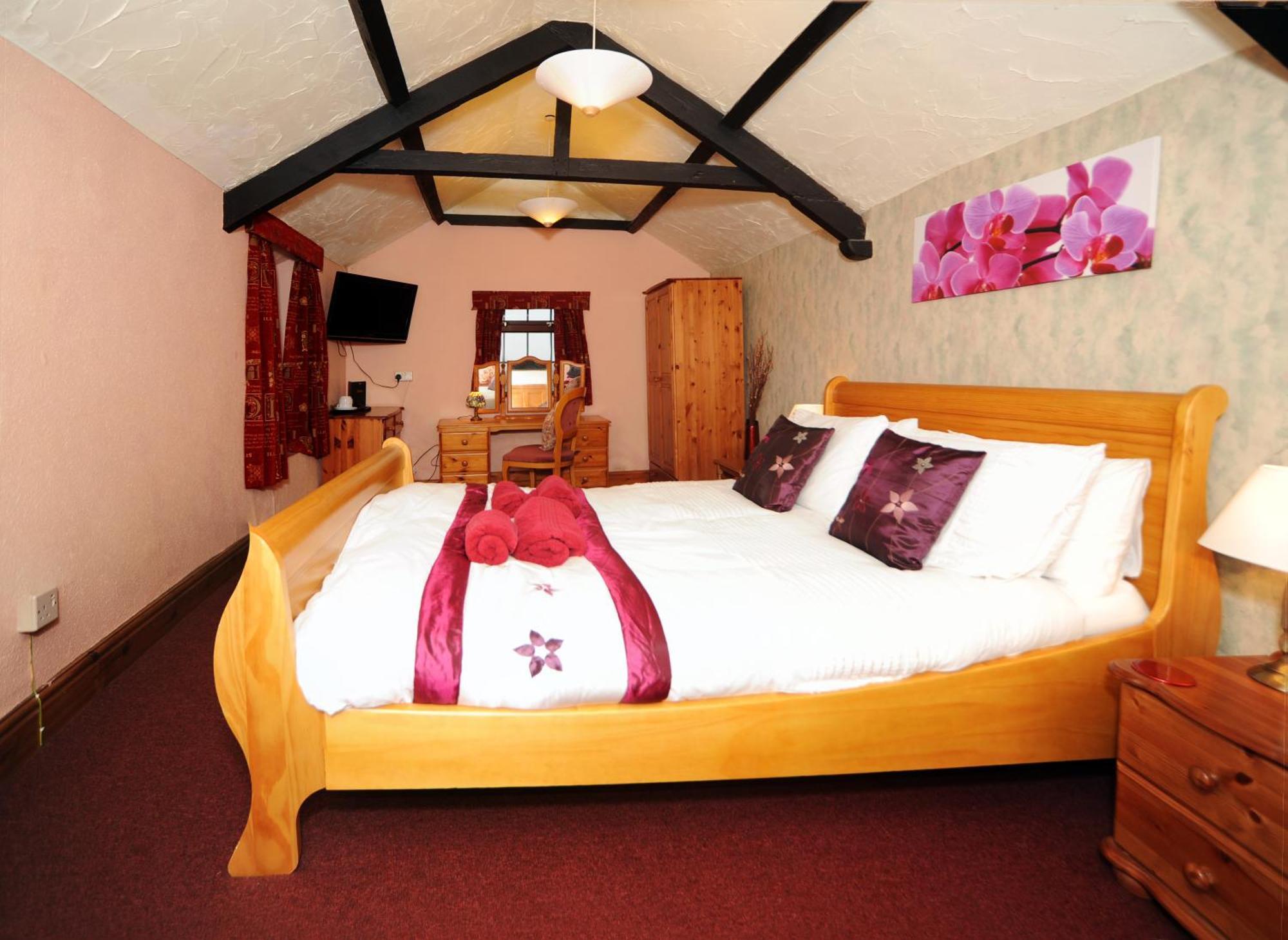 The West Country Inn 클로벨리 외부 사진