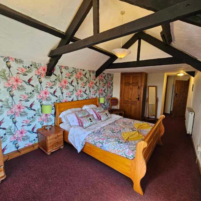 The West Country Inn 클로벨리 외부 사진