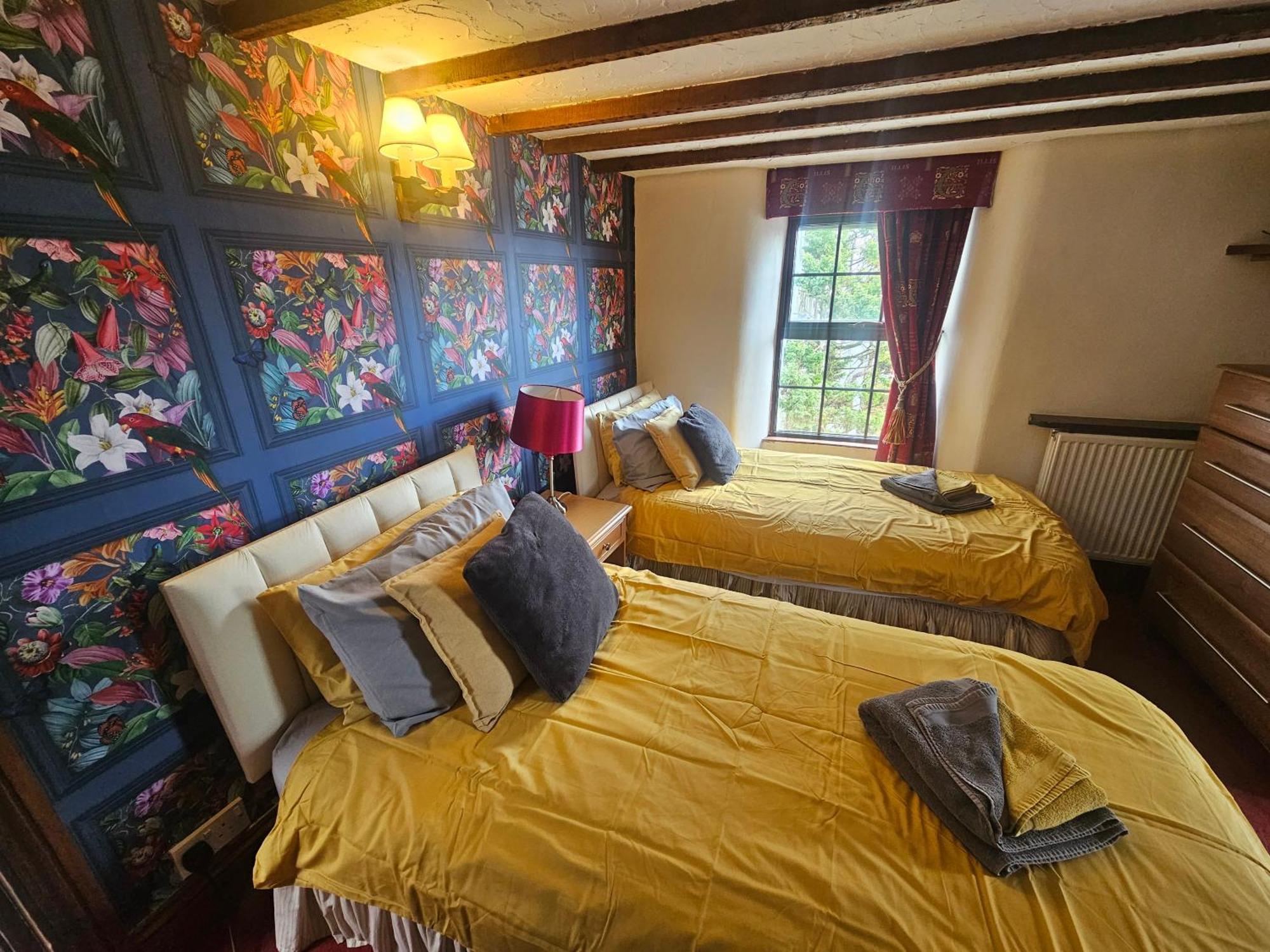 The West Country Inn 클로벨리 외부 사진