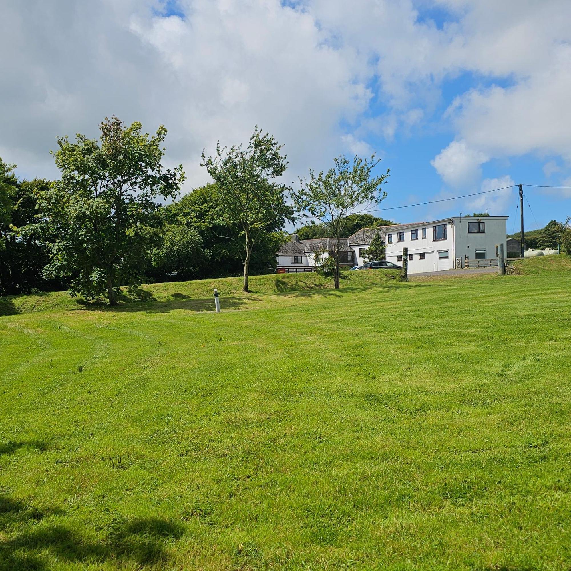 The West Country Inn 클로벨리 외부 사진