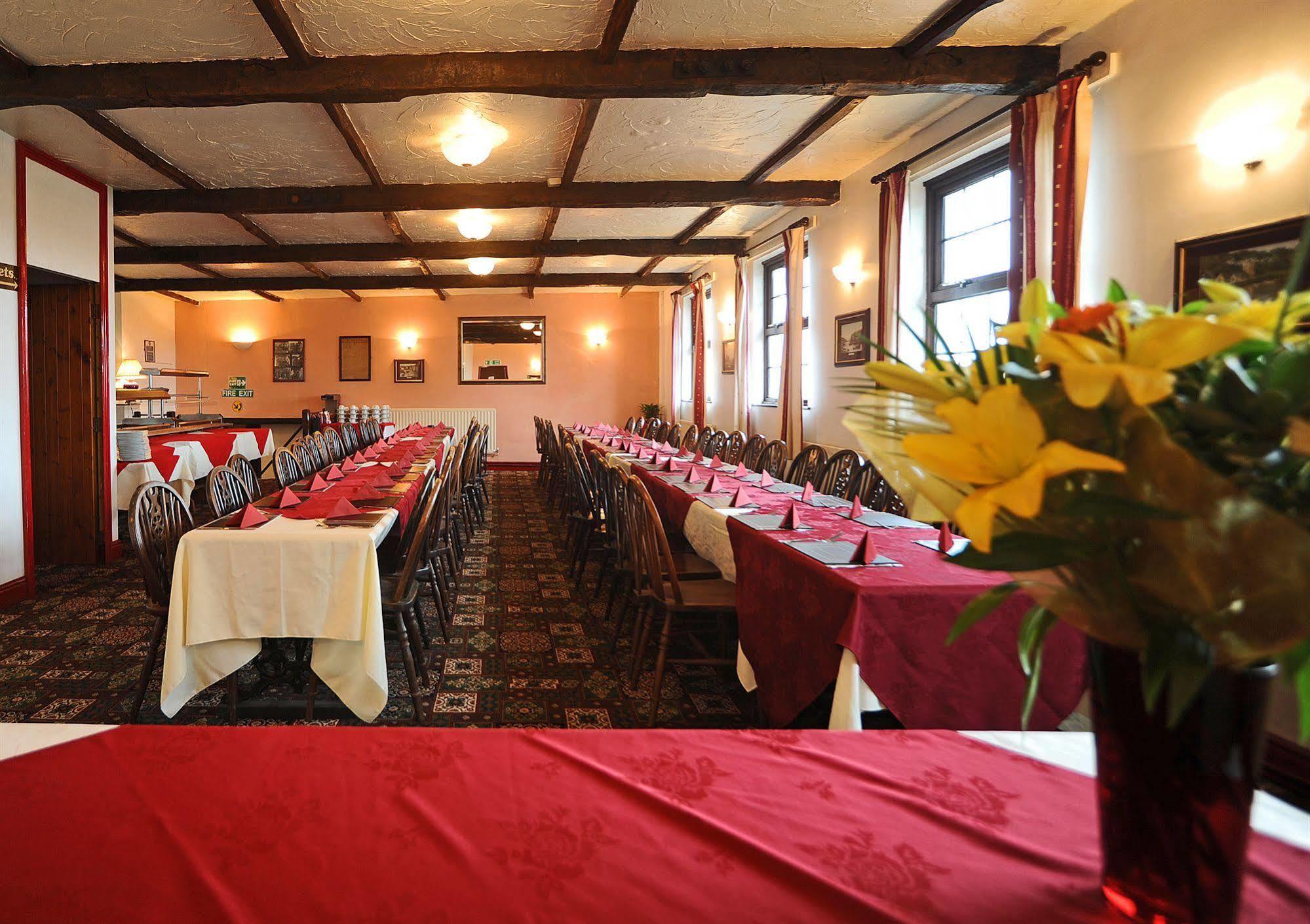 The West Country Inn 클로벨리 외부 사진